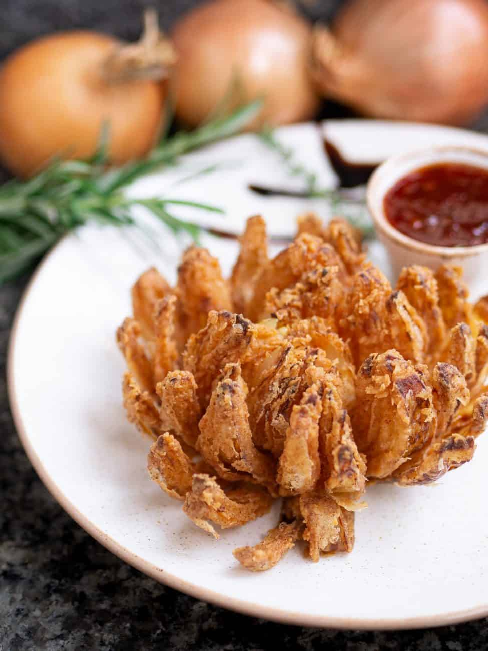 Blooming Onion, czyli kwitnąca cebula