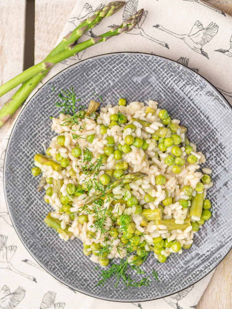 Wiosenne risotto ze szparagami