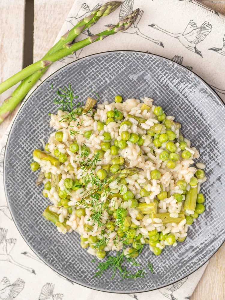 Wiosenne risotto ze szparagami
