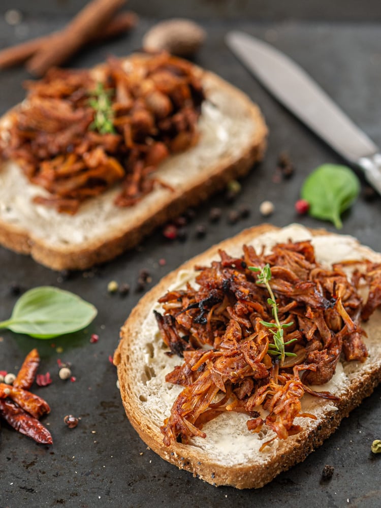 Pulled Jackfruit - Szarpany Chlebowiec