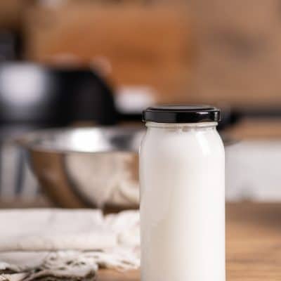 Jak zrobić domowe mleko kokosowe i do czego je użyć?