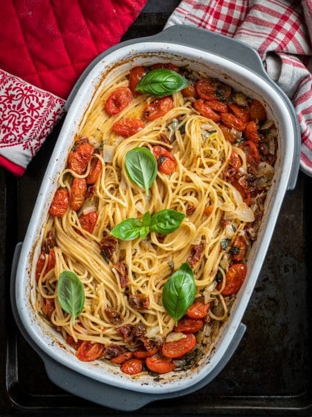 Przepis na makaron spaghetti z piekarnika