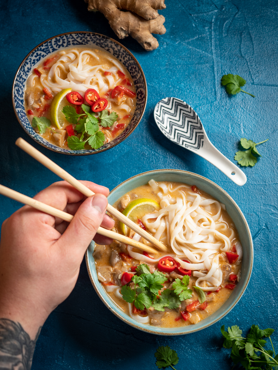 Tajska zupa Tom Kha z boczniakami