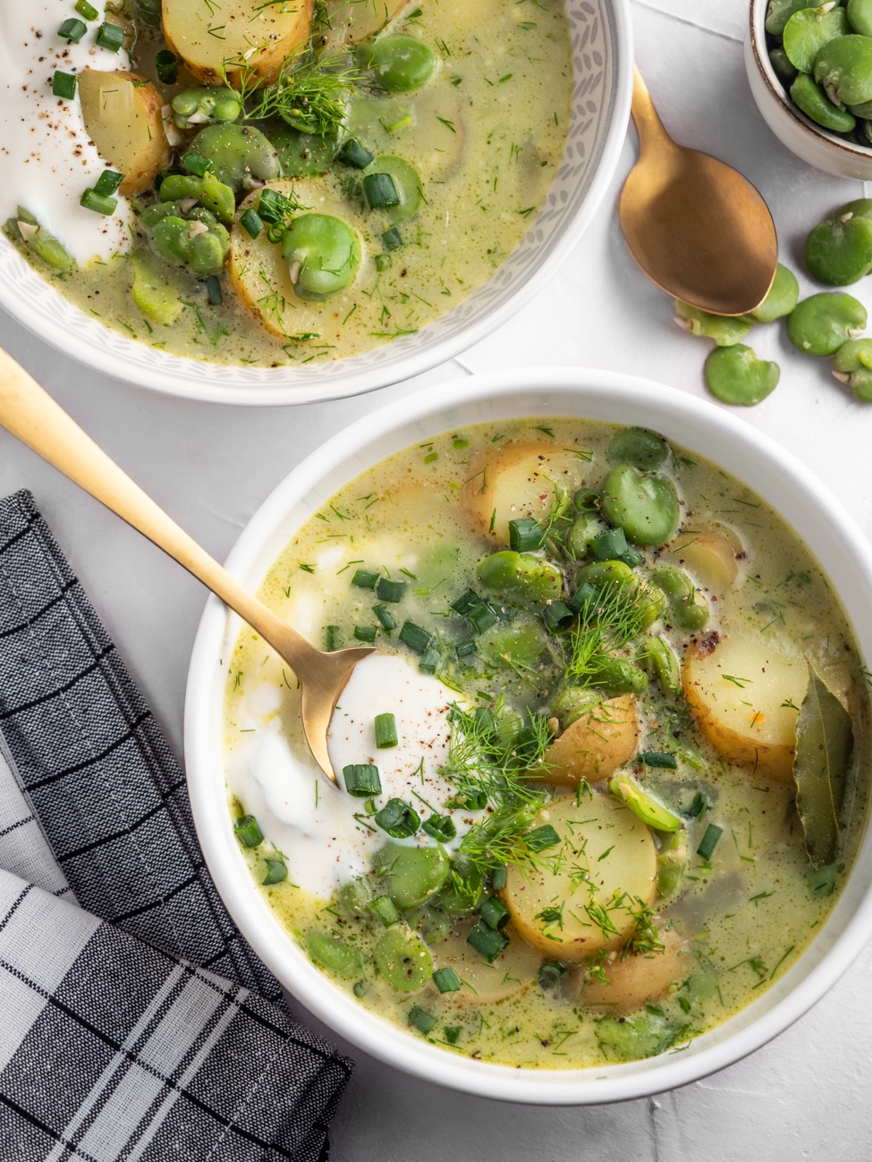 Zupa z bobem i ziemniakami